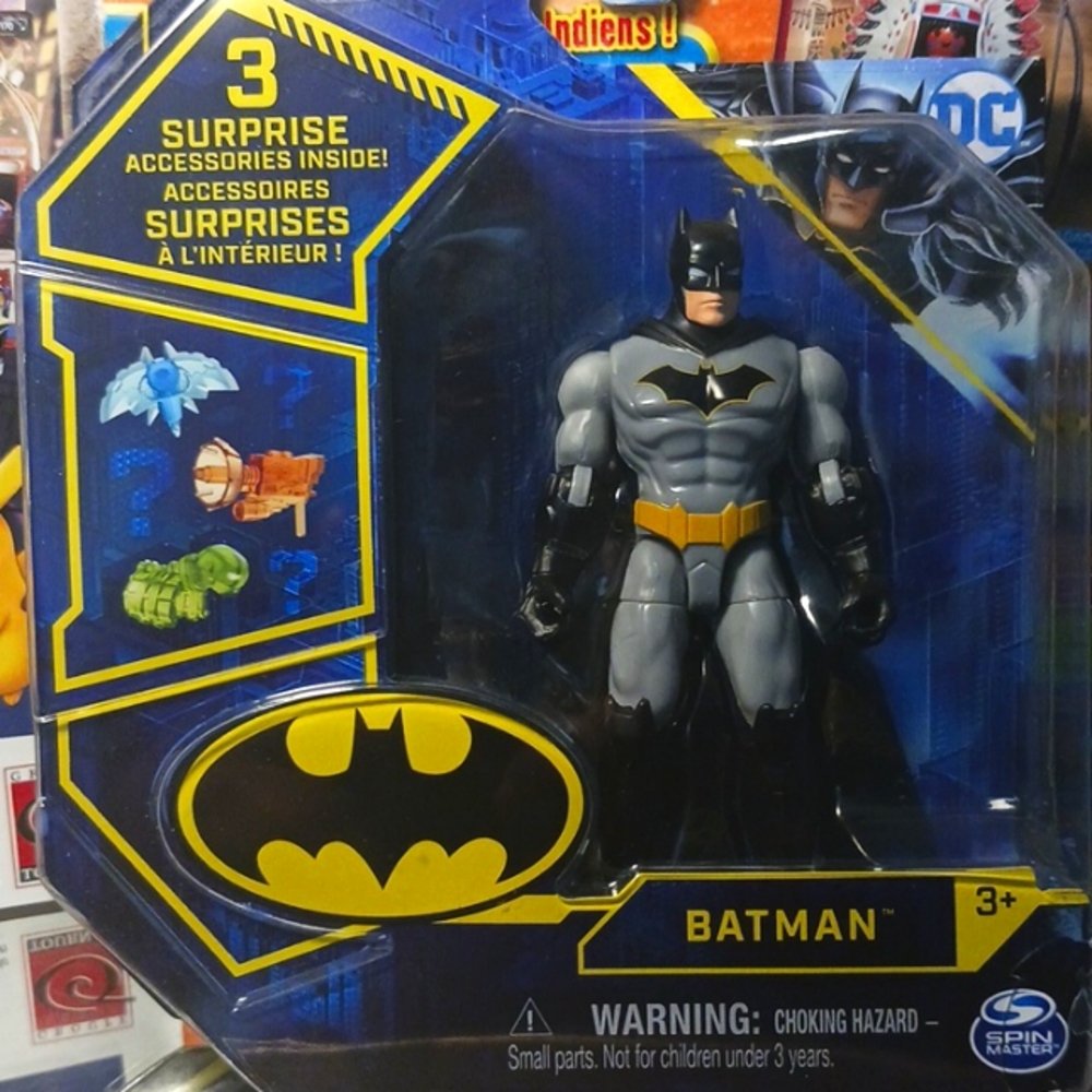 DC Batman with 3 Accessories, OneSize, Black & Gray.